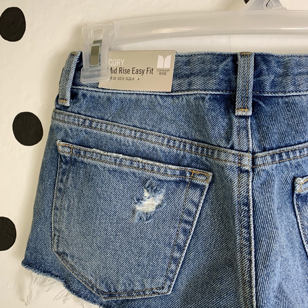 ๐HP๐๐ TOPSHOP CORY PETITE DISTRESSED SHORTS 0 - Picture 7 of 8